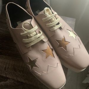 Stella McCartney Elyse blush platform gold stars 35